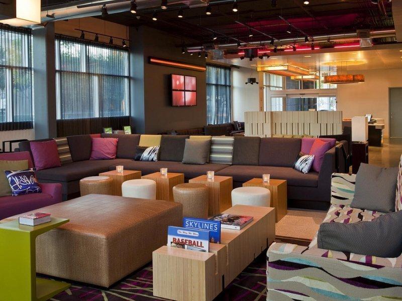 Aloft Houston By The Galleria Eksteriør billede